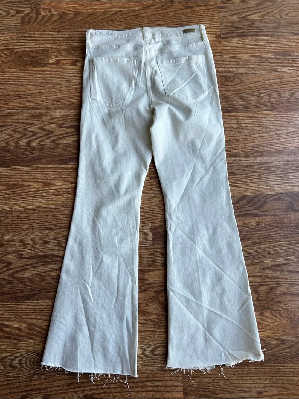 Women’s Liverpool Hannah White High Rise Flare Jeans With Twisted Size 2